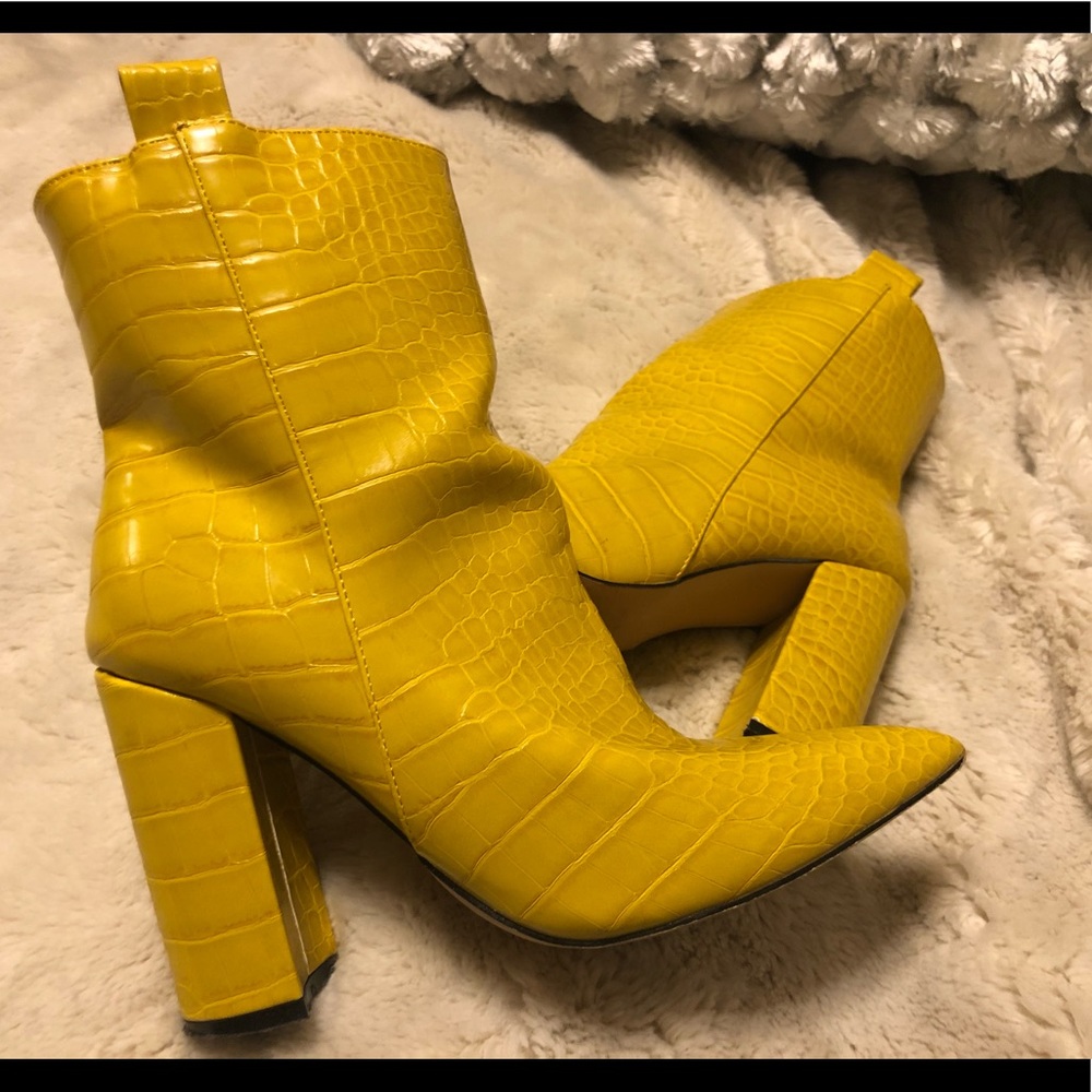 Snakeskin Booties - Picture 2 of 6